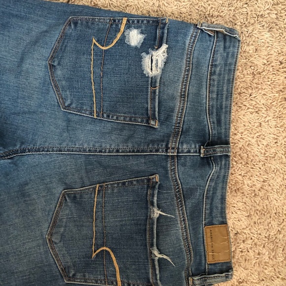 American Eagle ripped jeans - Picture 4 of 6